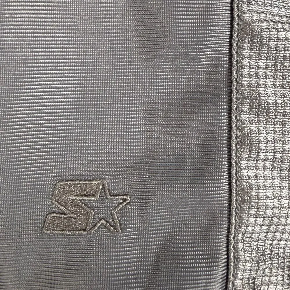 Starter Athletic Basketball Shorts Gray Youth Boys Size XXL (18)
